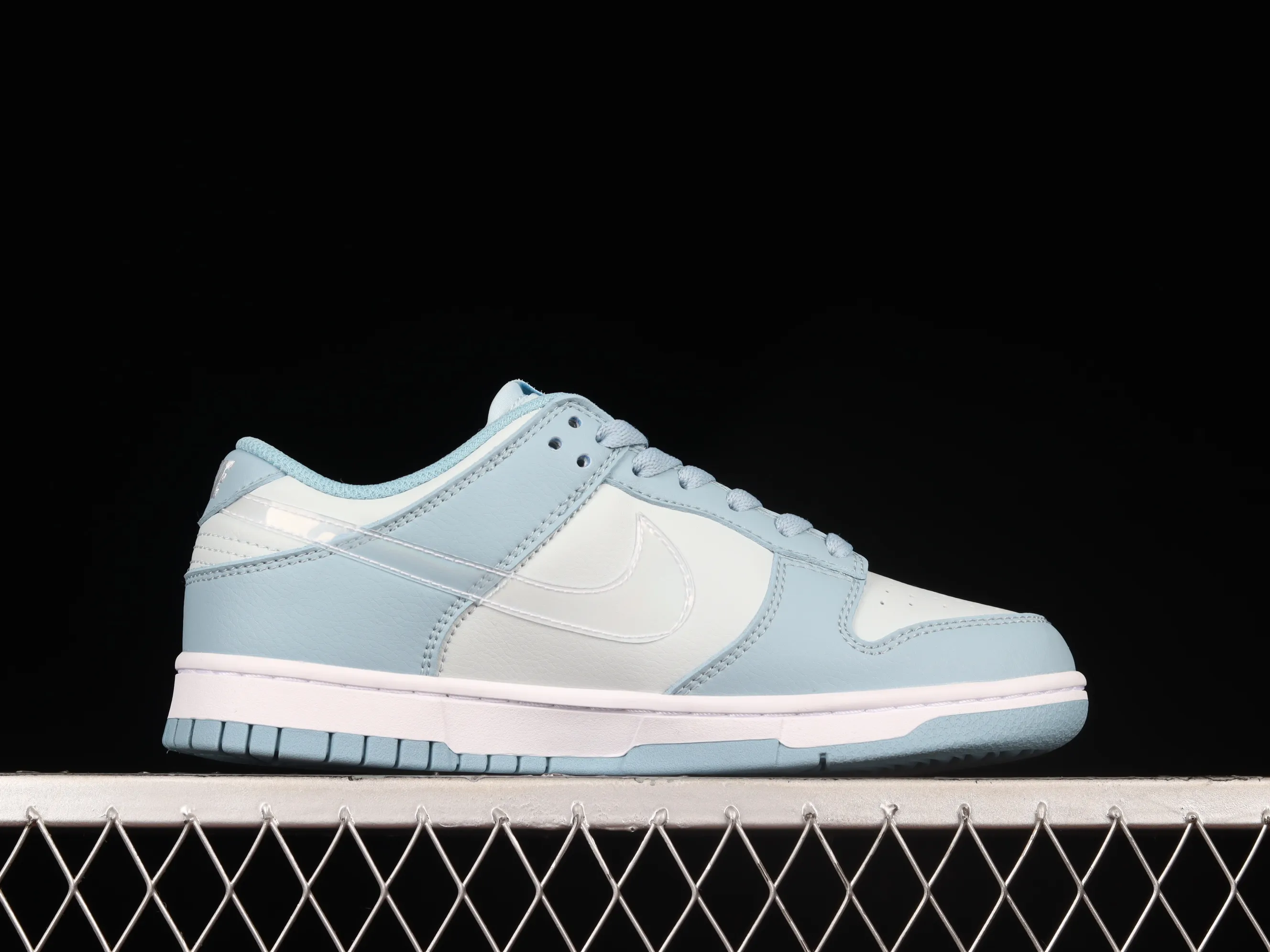 All categories Nk SB Dunk series Nk SB Dunk Low low-top sneakers Nk Dunk Low blue gray SB smashed backboard fashion casual sneakers DH9765-401